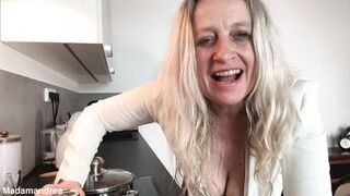 Hot fisting experience in the kitchen in private - 3 image
