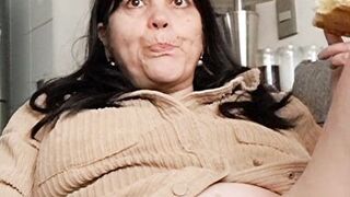 Fucking eating and caressing my vagina, how delicious