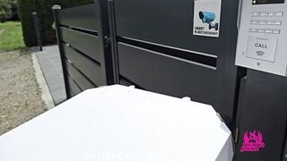 Pizza delivery man fuck milf in the pool while she was waiting for her husband.