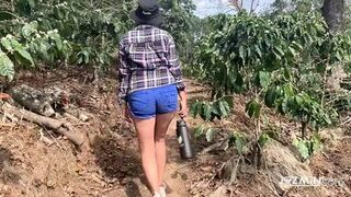 Deeptroath in coffee plantation