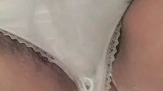 I'm a nymphomaniac. I masturbate in my boss's bathroom. They almost found me.