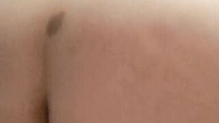 hot wife putting a dildo until she finishes