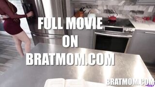 Stepmom And I Get Comfortable Jodie Johnson, Lauren Phillips - 2 image