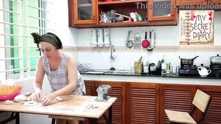 Naked Cooking. Nudist housekeeper, Nakedbakers. Nude maid. Naked housewife. s1