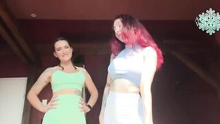 Me and Eslunalove look absolutely smoking in our super tight fitting figure hugging gym attire