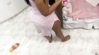 Surprising my voluptuous stepmother by changing clothes