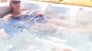 Mature Amateur Wife Selena Enjoys Outdoor Blowjob