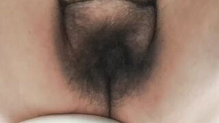 Milf maduro registra sua buceta por baixo