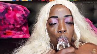 Mochaswallows Xtreme Glass Dildo Orgasm