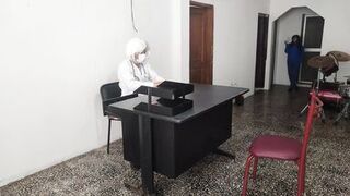 THE DOCTOR HAS SEX WITH HIS SECRETARY IN THE CUSTOMER SERVICE OFFICE. SHE RIDES HIM VERY SENSUALLY ON THE DESK AT WORK