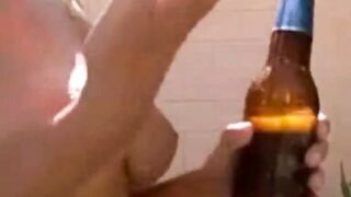 Sexy Fun In The Amateur Pool!