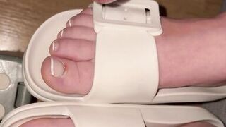 Feetlover cum on feet - 8 image