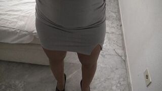 Perverted american tourist fucking a hairy mature prostitute in Colombia - 4 image