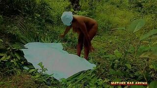 He couldn't hold out for 3 minutes when she spread her legs and asked to cum