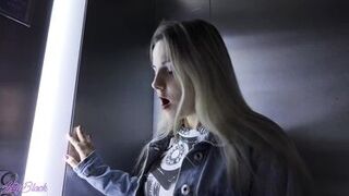 Romantic walk with remote controled vibrator in my pussy