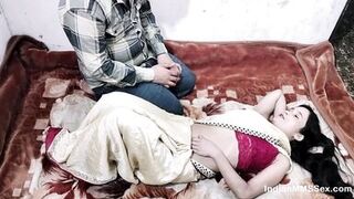Indian Bhabhi Pussy Fucking Amateur Sex In Hindi - 2 image