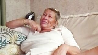 I jerk off to my stepmom who watches movies without panties - 2 image