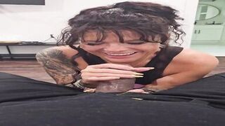 HOLLEE HUNTRESS DINES ON MAJIC - 6 image