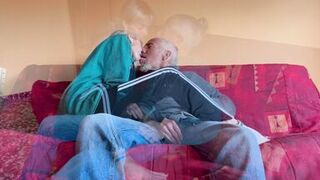 ROMANTIC HOMEMADE PORN - MUTUAL MASTURBATION... I CAN'T TAKE IT ANYMORE, FUCK ME FROM BEHIND