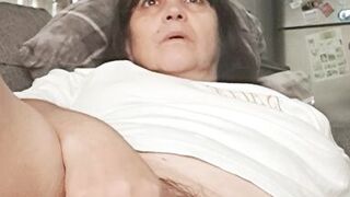 The neighbor looks at me as I rest and touches my pussy