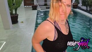 Cuckold Husband Offers His Wife's Ass in Thailand