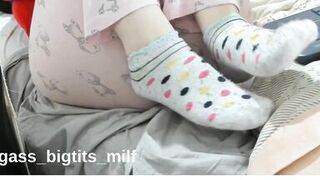 Bigass_bigtits_milf's steamy solo foot fetish video: foot fetish, homemade, amateur, BBW, milf, - 6 image