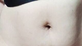 Pinay MILF gets a raw bareback pounding & gets a creamy surprise - 11 image