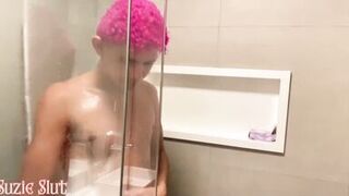 Suzie Slut can't resist boss's son's mature ass & gives in to temptation - 4 image