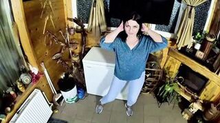 Watch MilfyCalla dominate and milk a cameltoe with her pretty face and round ass - 5 image