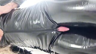 Watch this kinky Latina MILF tease her pussy with latex & get off hard - 15 image