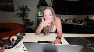 Kymber Leigh and London Ford give you a POV handjob like you've never had before! - 4 image