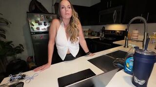 Kymber Leigh and London Ford give you a POV handjob like you've never had before! - 7 image
