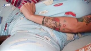 I share a bed with my stepfather's girlfriend - 2 image