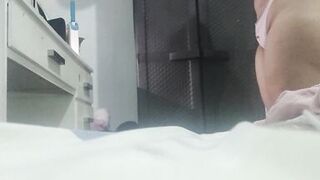 camera captures girl with giant vagina bbw