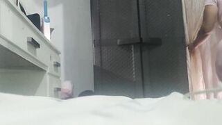 camera captures girl with giant vagina bbw