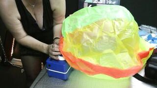 Anna and the water ball