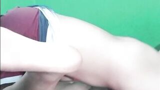 The wiggle of my girlfriend's ass that makes her squirt