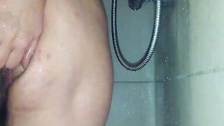 The marriage slut Carmen in the shower