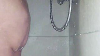 The marriage slut Carmen in the shower