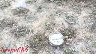 Bhabhi ki khet me chufayi, the Indian housewife sex in field. - 7 image