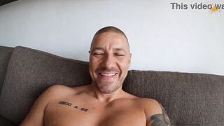 Those birthday gifts makes her cum every 2 seconds... Testing sex toys