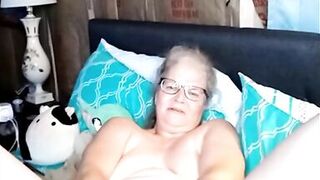 Private Chat 18 - Vee Ass Fucks Her Dildo And Cums Ass Juice!