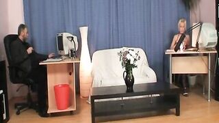 You might even learn something from this threesome - 2 image