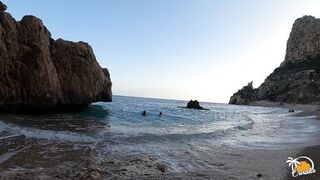 Amateurs go Wild! Couple's fucking on the beach