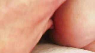 Laura Sacandome La Leche Con Sus Nalgotas