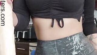 MILF In Sexy Leggings Showing Cameltoe Teach You How To Stroke Your Cock JOI - 5 image