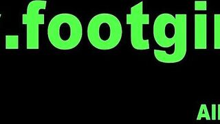 toe engulfing sole licking - 9 image