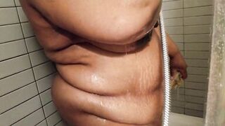 hot ebon big beautiful woman takes a shower - 12 image