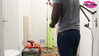 Behind the scenes on a photo discharge