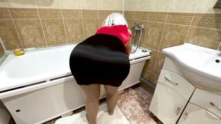 Anal mother I'd like to fuck beneath the petticoat is always accessible when the penis needs to relax in a large butt